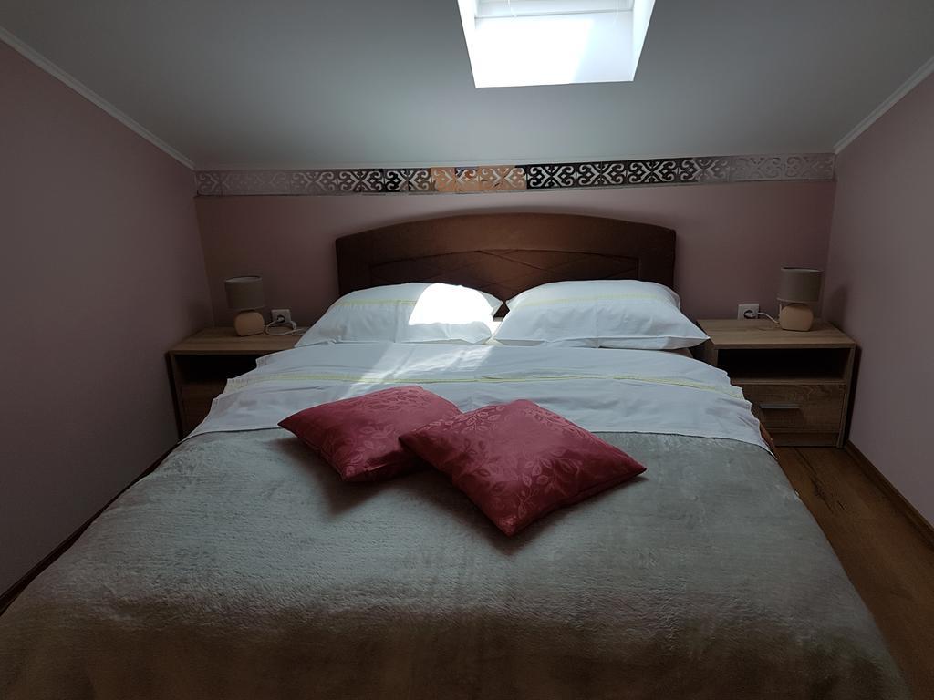 Apartments Suzana Novi Vinodolski Zewnętrze zdjęcie